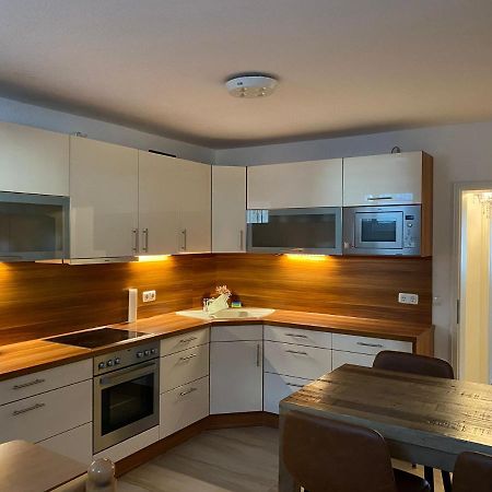 Geraeumige Und Schoene Wohnung Direkt In Der Luebecker Innenstadt Екстериор снимка