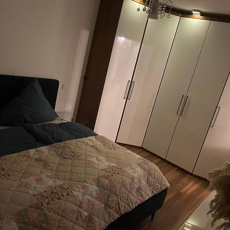 Geraeumige Und Schoene Wohnung Direkt In Der Luebecker Innenstadt Екстериор снимка