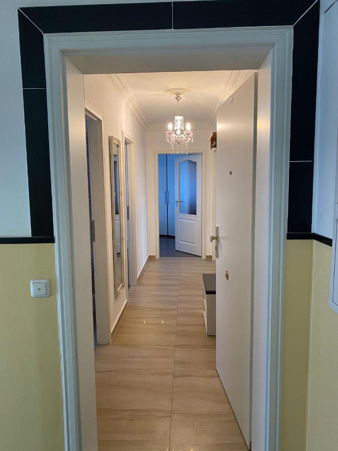 Geraeumige Und Schoene Wohnung Direkt In Der Luebecker Innenstadt Екстериор снимка